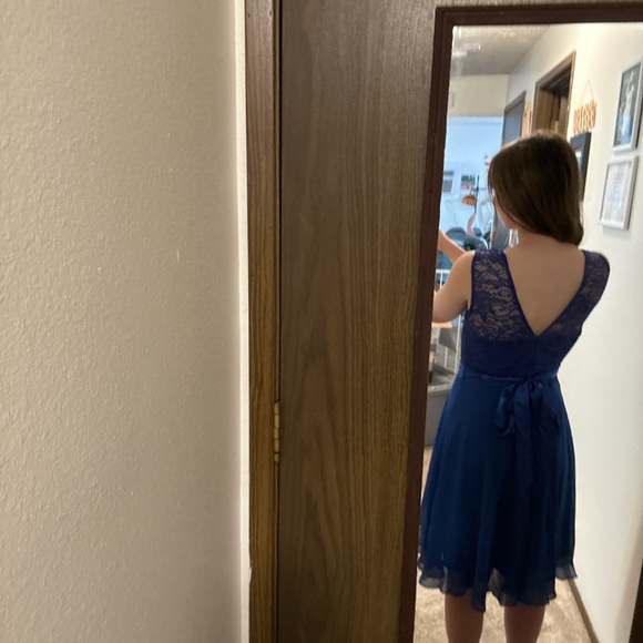 Elegant Royal Blue Lace Midi Dress - Picture 2 of 6